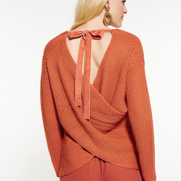 Charlotte Russe Sweaters - Charlotte Russe wrap back sweater